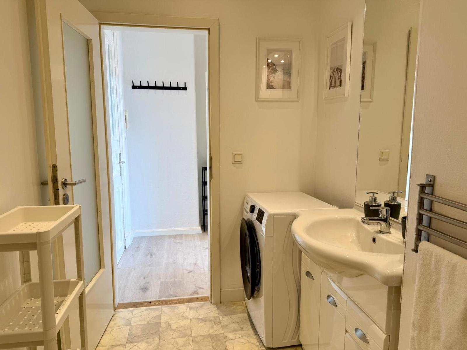 Tt Living Apartments Bonitas & Divinitas I 2 Schlafzimmer I Kueche I Vollbad I Waschmaschine Rellingen Exterior foto
